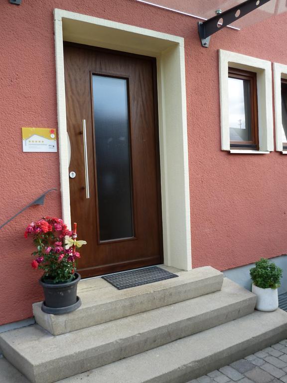 Апартаменты Donautaler Wohlfuehloase Gundelfingen an der Donau Экстерьер фото